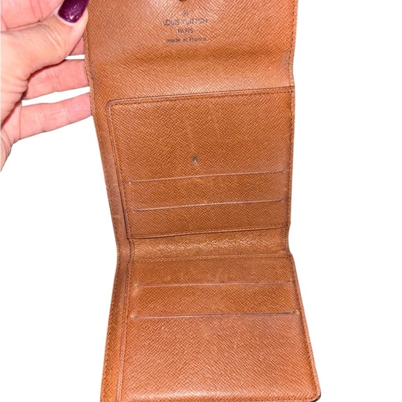 Louis Vuitton Monogram Elise Wallet - Picture 6 of 7